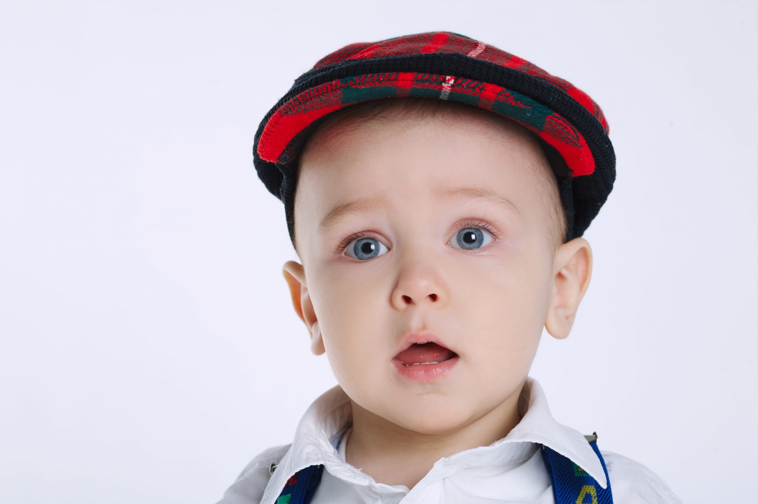 Quelle taille choisir pour le chapeau de son bébé ? Notre guide